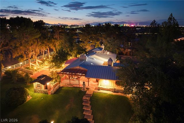 8213 Rancho Destino Road, Las Vegas, NV 89123