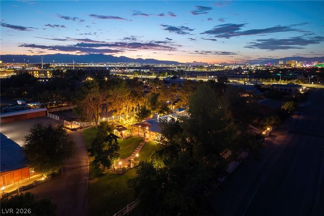 8213 Rancho Destino Road, Las Vegas, NV 89123