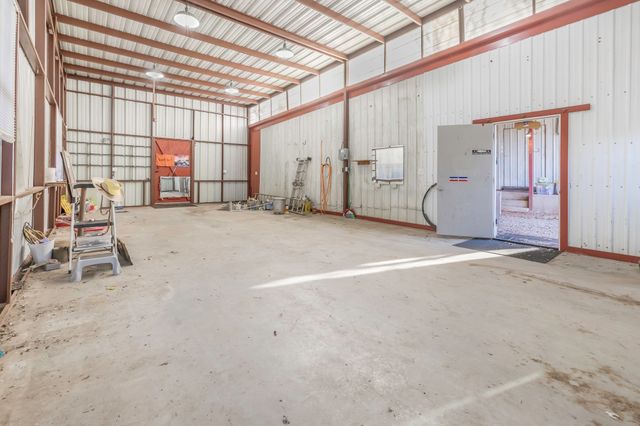 200 Pioneer Trail, Weatherford, TX 76087