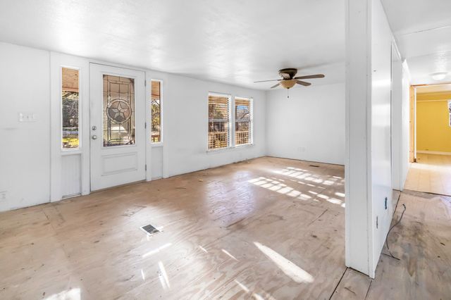 200 Pioneer Trail, Weatherford, TX 76087