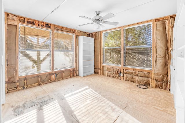 200 Pioneer Trail, Weatherford, TX 76087