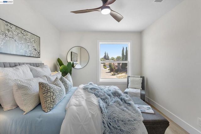 22446 Ralston Ln, Hayward, CA 94541