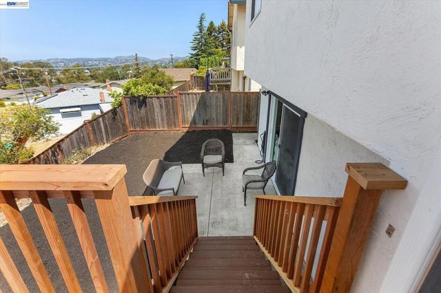 22446 Ralston Ln, Hayward, CA 94541
