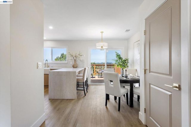 22446 Ralston Ln, Hayward, CA 94541