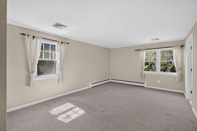 240 Chatham Rd, Harwich, MA 02645