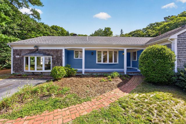 240 Chatham Rd, Harwich, MA 02645