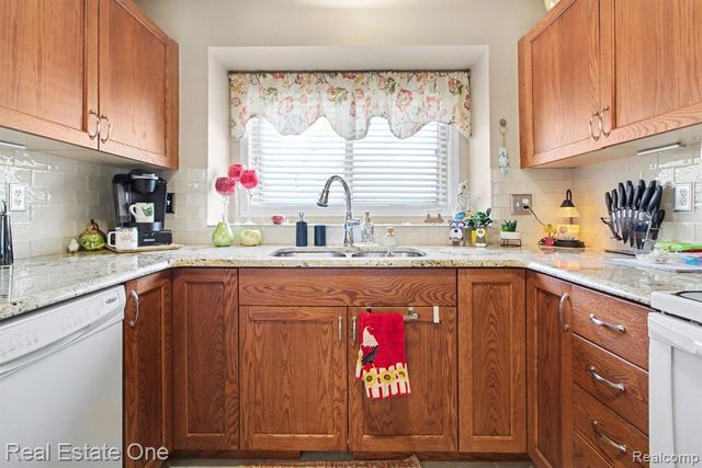 17504 Christina Drive 193, New Boston, MI 48164