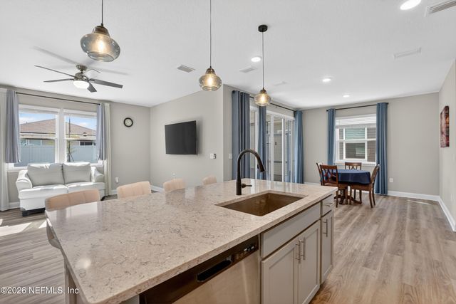 7159 RED TIMBER Road, Jacksonville, FL 32244