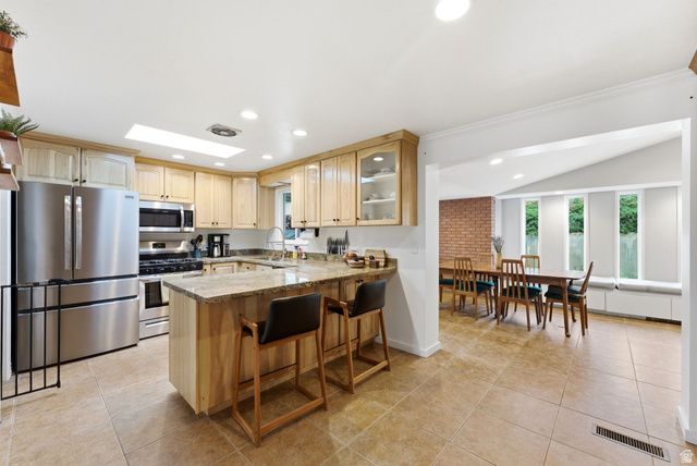 2675 S 450 E, Bountiful, UT 84010