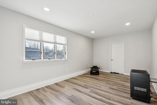 3 BUCKINGHAM DR, Eastampton, NJ 08060