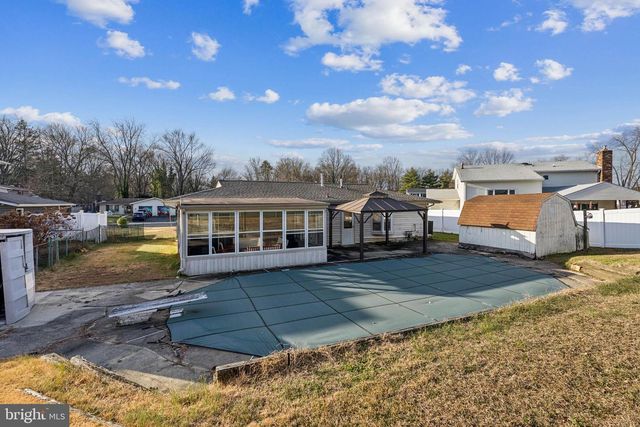 3 BUCKINGHAM DR, Eastampton, NJ 08060