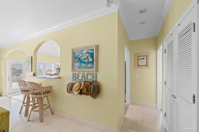 4 Calle Hermosa, Pensacola Beach, FL 32561