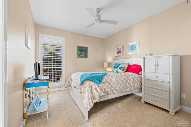 4 Calle Hermosa, Pensacola Beach, FL 32561