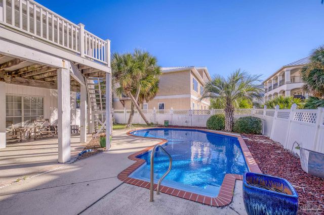 4 Calle Hermosa, Pensacola Beach, FL 32561