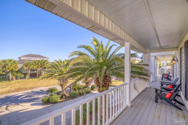 4 Calle Hermosa, Pensacola Beach, FL 32561