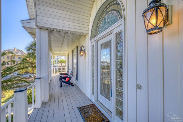 4 Calle Hermosa, Pensacola Beach, FL 32561