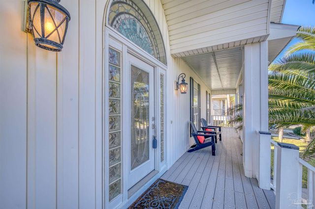 4 Calle Hermosa, Pensacola Beach, FL 32561