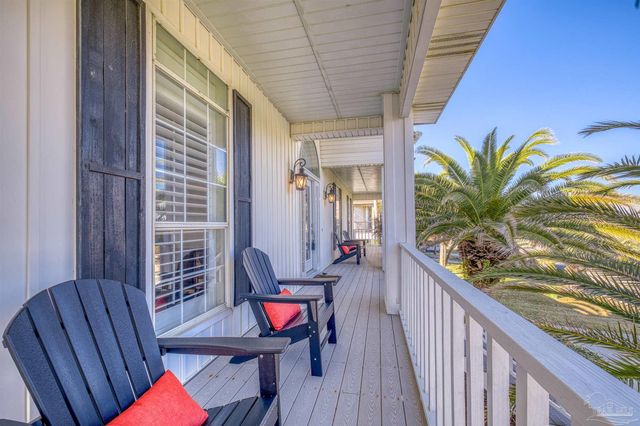 4 Calle Hermosa, Pensacola Beach, FL 32561