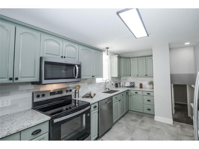 11966 Spring Dr, Northglenn, CO 80233