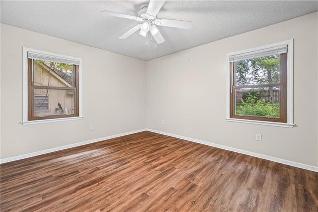 12606 W 69th Street, Shawnee, KS 66216