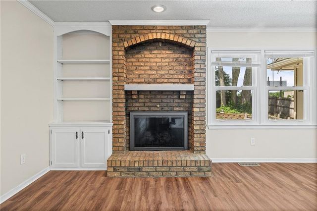 12606 W 69th Street, Shawnee, KS 66216