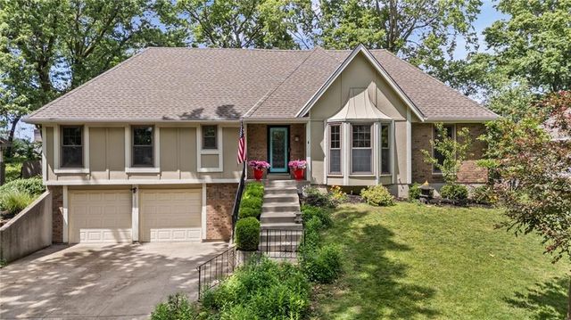 12606 W 69th Street, Shawnee, KS 66216