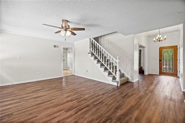 12606 W 69th Street, Shawnee, KS 66216