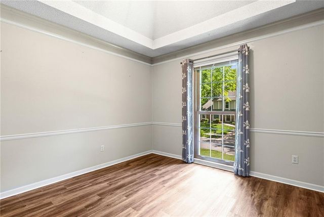 12606 W 69th Street, Shawnee, KS 66216