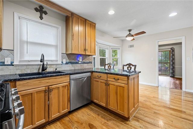 12606 W 69th Street, Shawnee, KS 66216