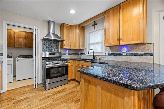 12606 W 69th Street, Shawnee, KS 66216