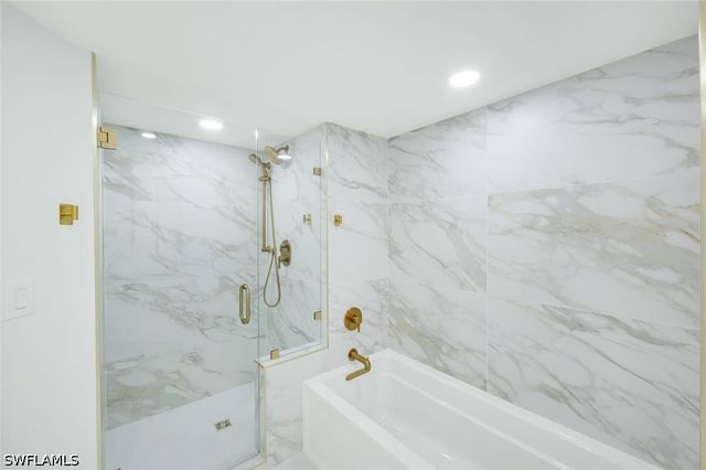 6001 Pelican Bay BLVD 1606, Naples, FL 34108