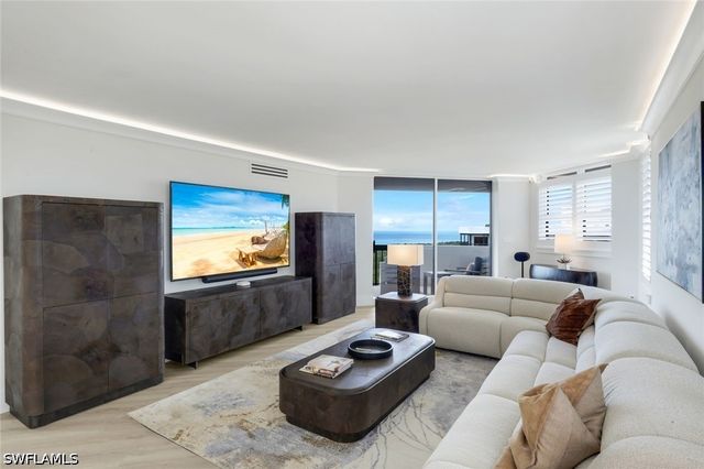 6001 Pelican Bay BLVD 1606, Naples, FL 34108