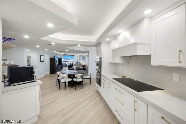 6001 Pelican Bay BLVD 1606, Naples, FL 34108