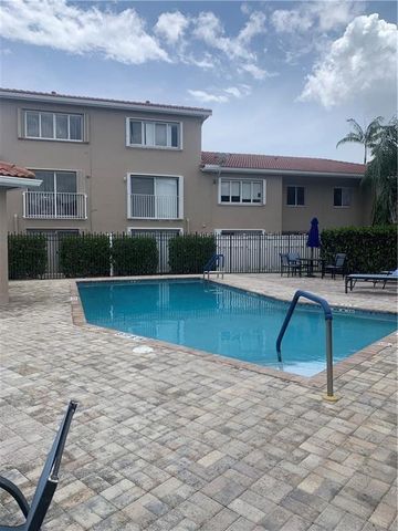 103 Riviera Circle, Weston, FL 33326