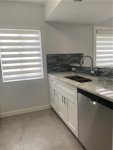 103 Riviera Circle, Weston, FL 33326