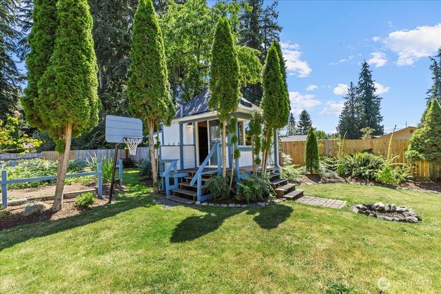 6112 202nd Place NE, Arlington, WA 98223