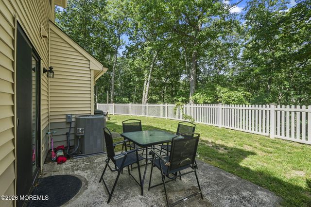 401 Wildflower Court, Jackson, NJ 08527