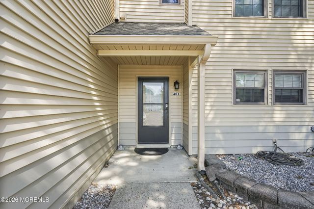401 Wildflower Court, Jackson, NJ 08527