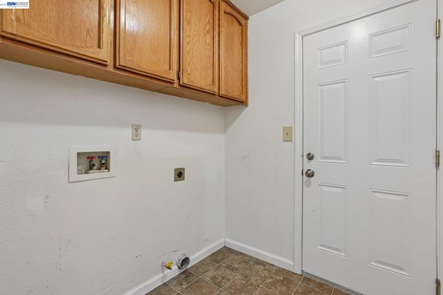 1846 Bayberry Ln, Tracy, CA 95376