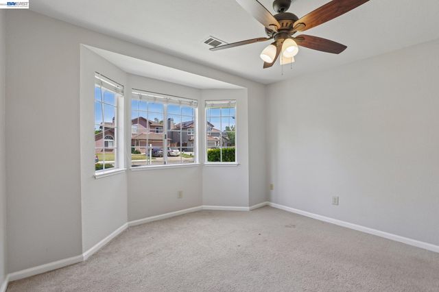 1846 Bayberry Ln, Tracy, CA 95376