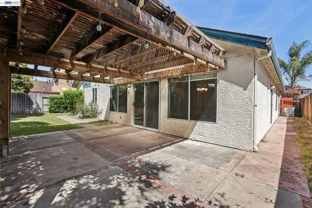 1846 Bayberry Ln, Tracy, CA 95376