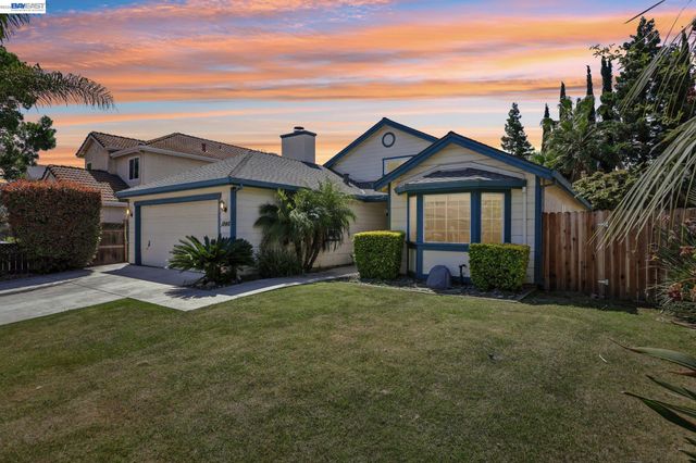 1846 Bayberry Ln, Tracy, CA 95376