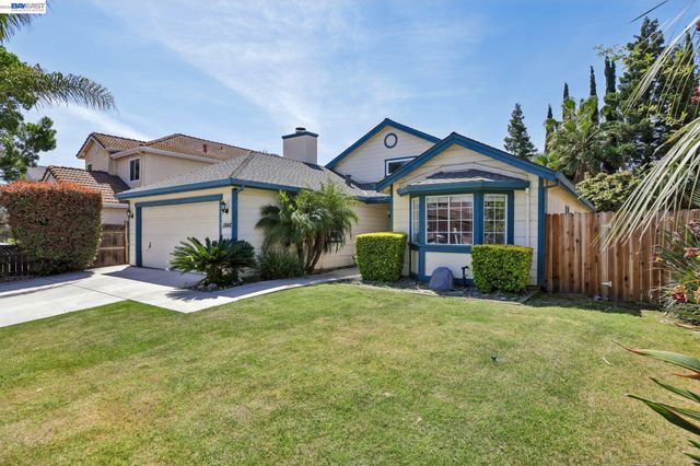 1846 Bayberry Ln, Tracy, CA 95376