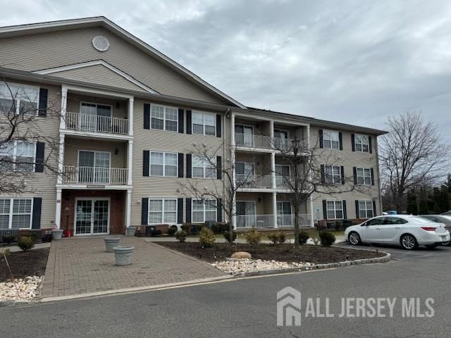 71 Liddle Avenue, Edison, NJ 08837