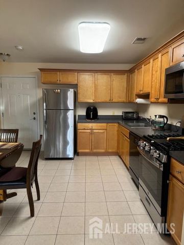 71 Liddle Avenue, Edison, NJ 08837