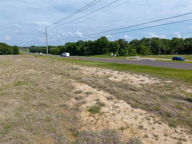 762 E Main Street, Gun Barrel City, TX 75156