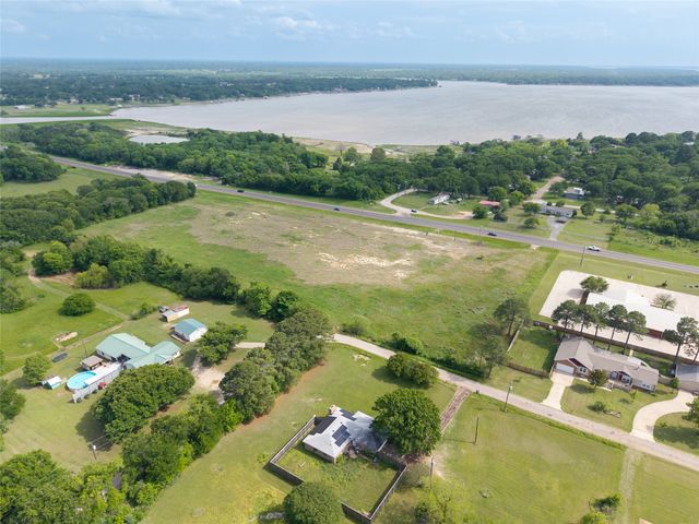 762 E Main Street, Gun Barrel City, TX 75156