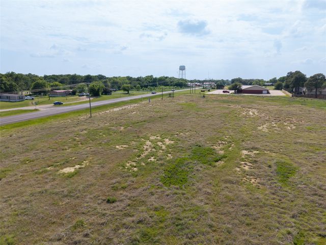 762 E Main Street, Gun Barrel City, TX 75156