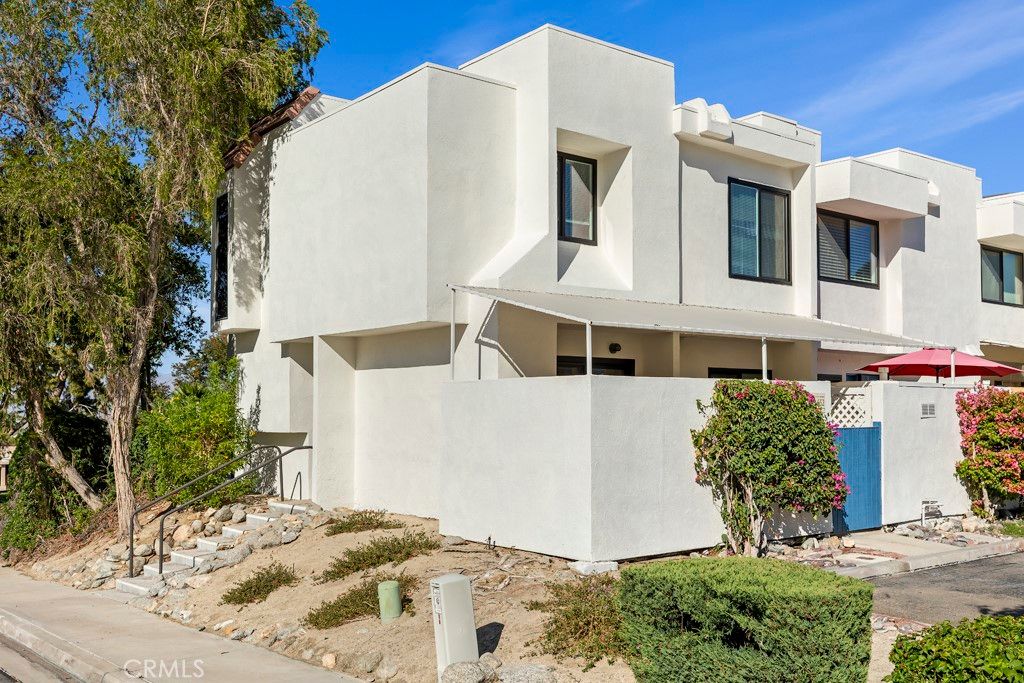 Image 1 of property listing at 48652 Desert Flower Drive, Palm Desert, CA 92260