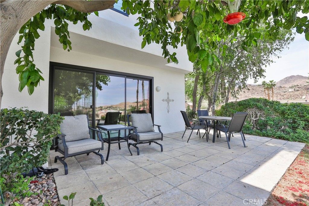 Image 40 of property listing at 48652 Desert Flower Drive, Palm Desert, CA 92260